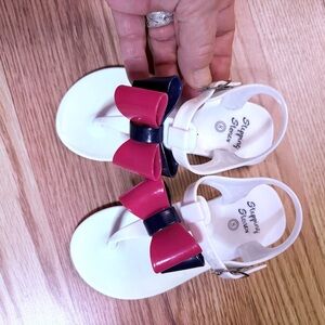 Stepping Stones White and Red Kids Thong Sandals With Bow